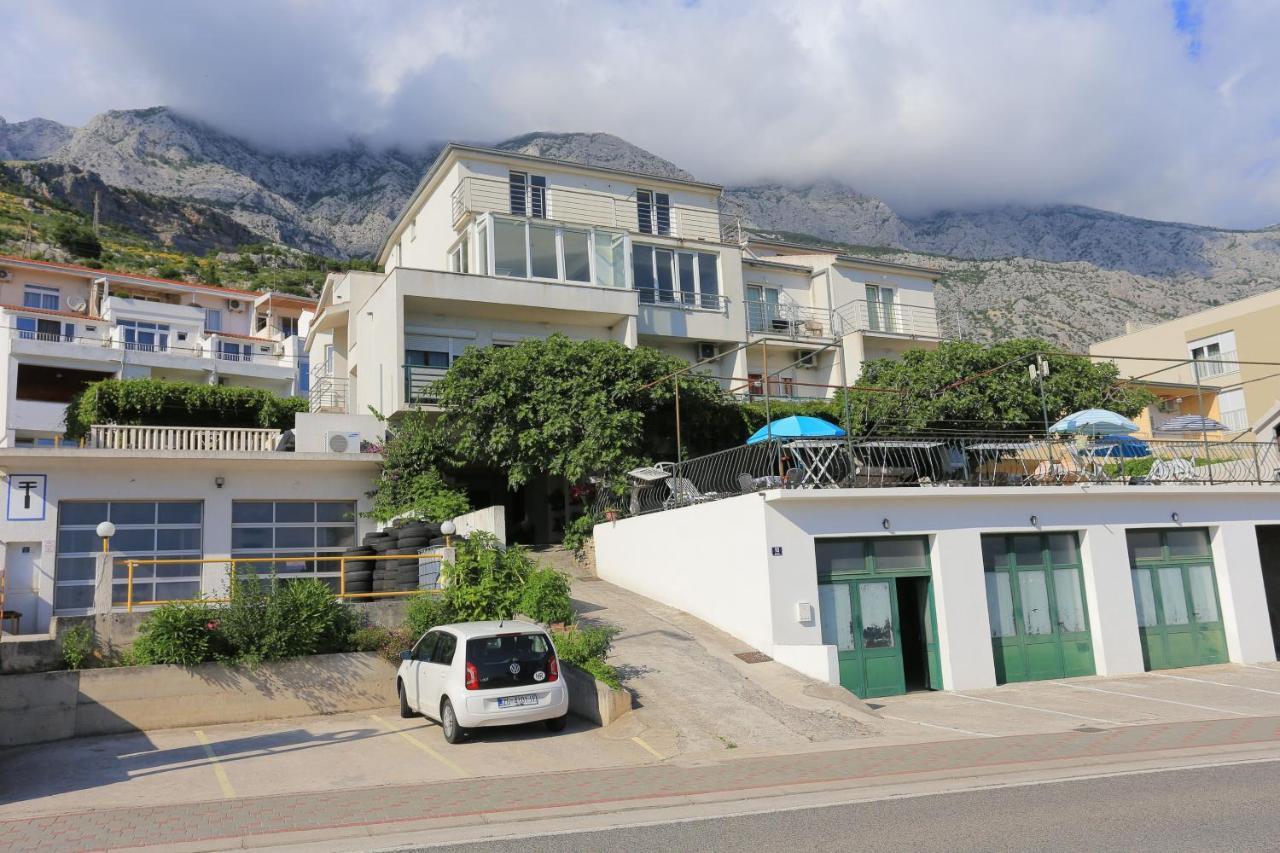 Apartments And Rooms With Parking Space Tucepi, Makarska - 5263 Exterior photo